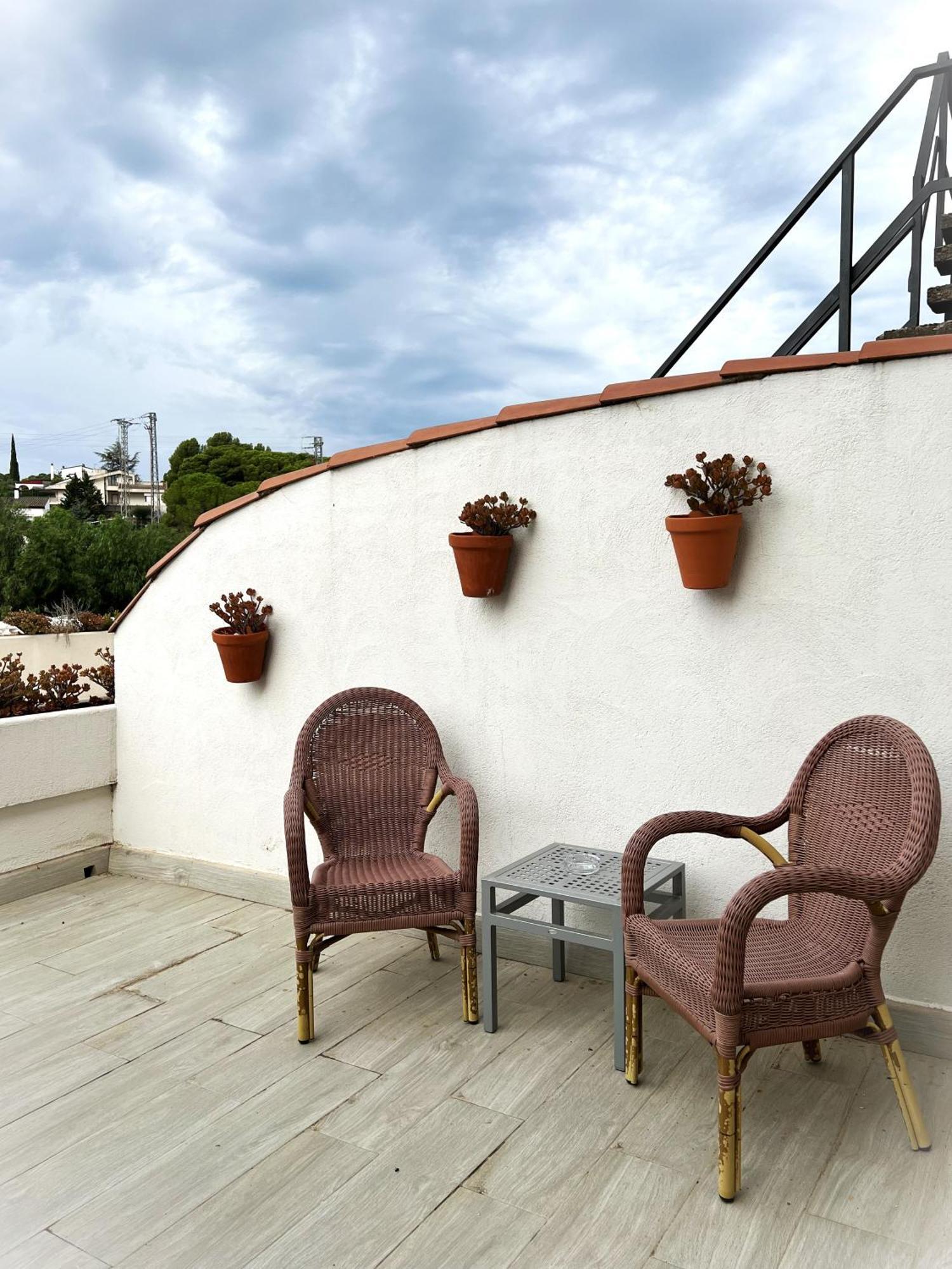 Los Hostalets de Llers Hotel & Restaurant Figueres Parc מראה חיצוני תמונה